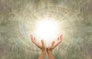 Energiearbeit Foto: © Nikki Zalewski @ shutterstock