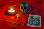 Crowley Tarot und die Grosse Arkana Foto: © damiripavec @ Fotolia