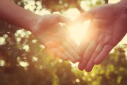 Dualseele: Was bedeutet das und welche Anzeichen gibt es? Foto: © Suzanne Tucker @ shutterstock
